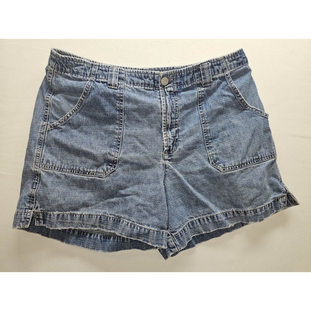 Vintage Essentials Style Y2K Lightwash Denim Micro Cargo Shorts Size 12